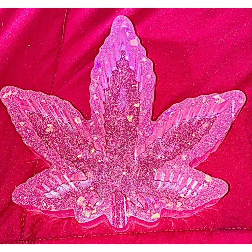 Weed Leaf Epoxy Ashtray